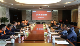 攀钢集团党委书记、董事长李镇一行到德胜钒钛参观交流